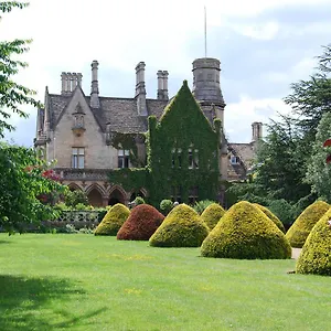 Hotel Manor By The Cheltenham
